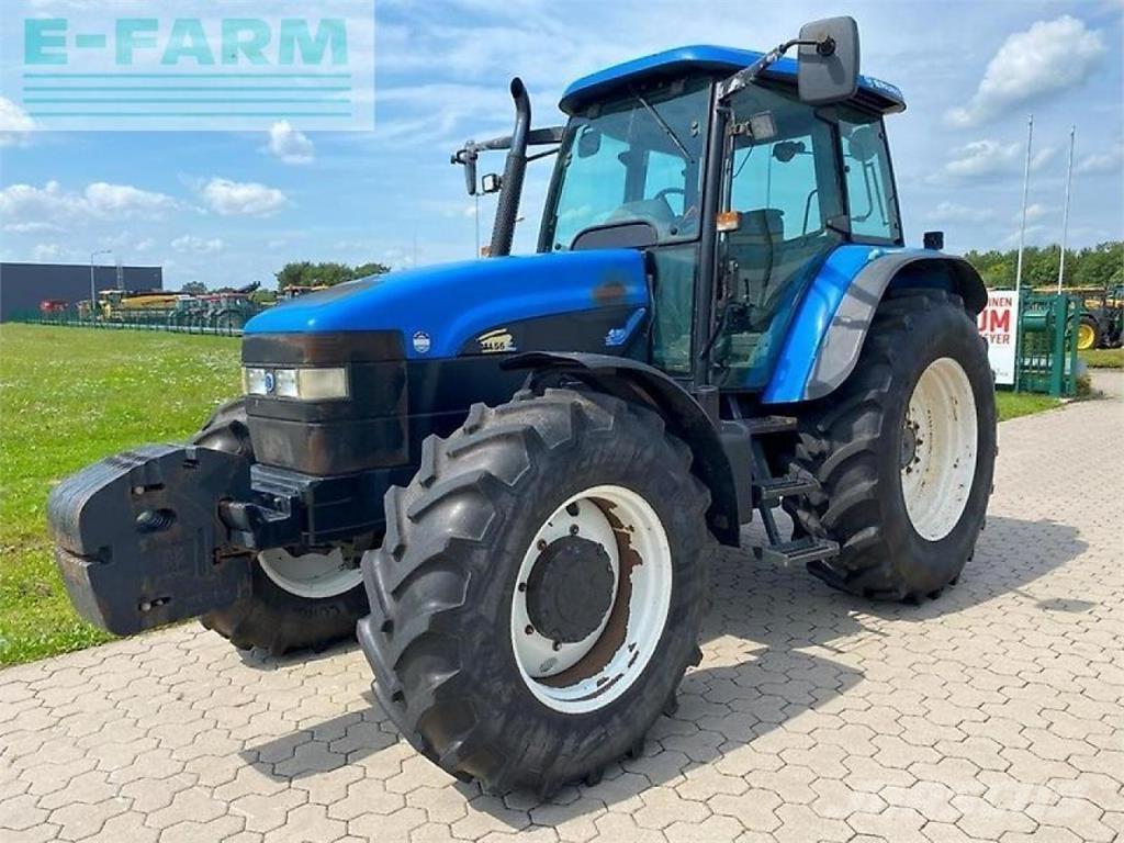 New Holland tm 155 الجرارات