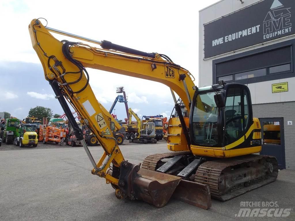 JCB JZ140 حفارات زحافة