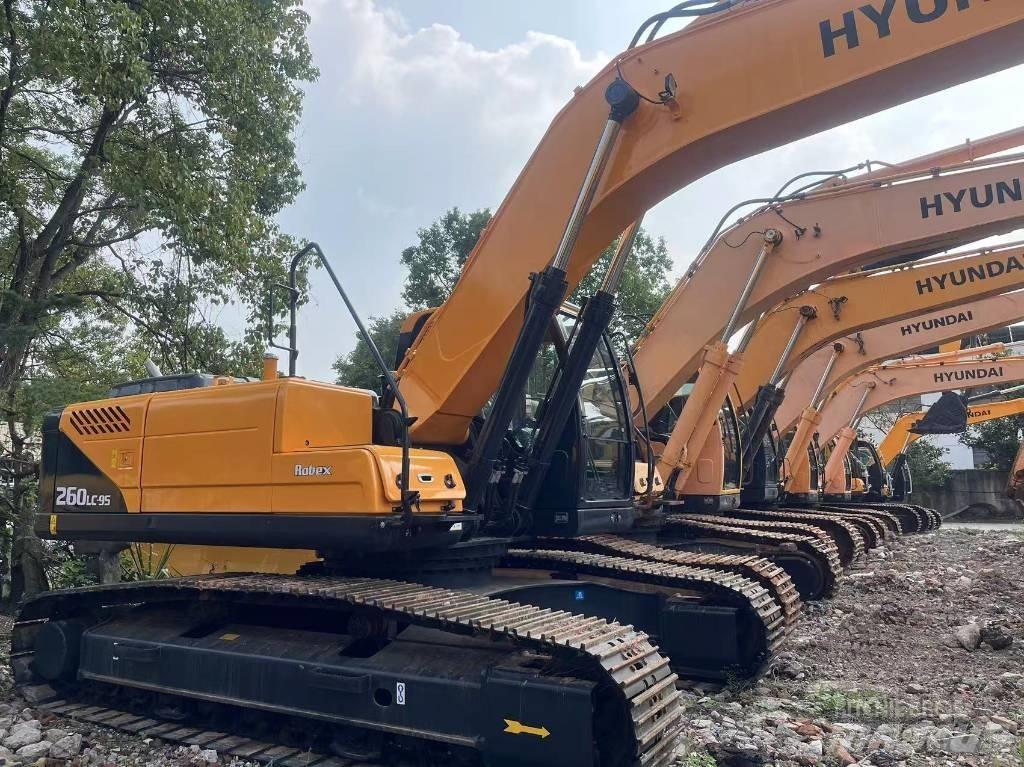 Hyundai R 260LC-9S حفارات زحافة