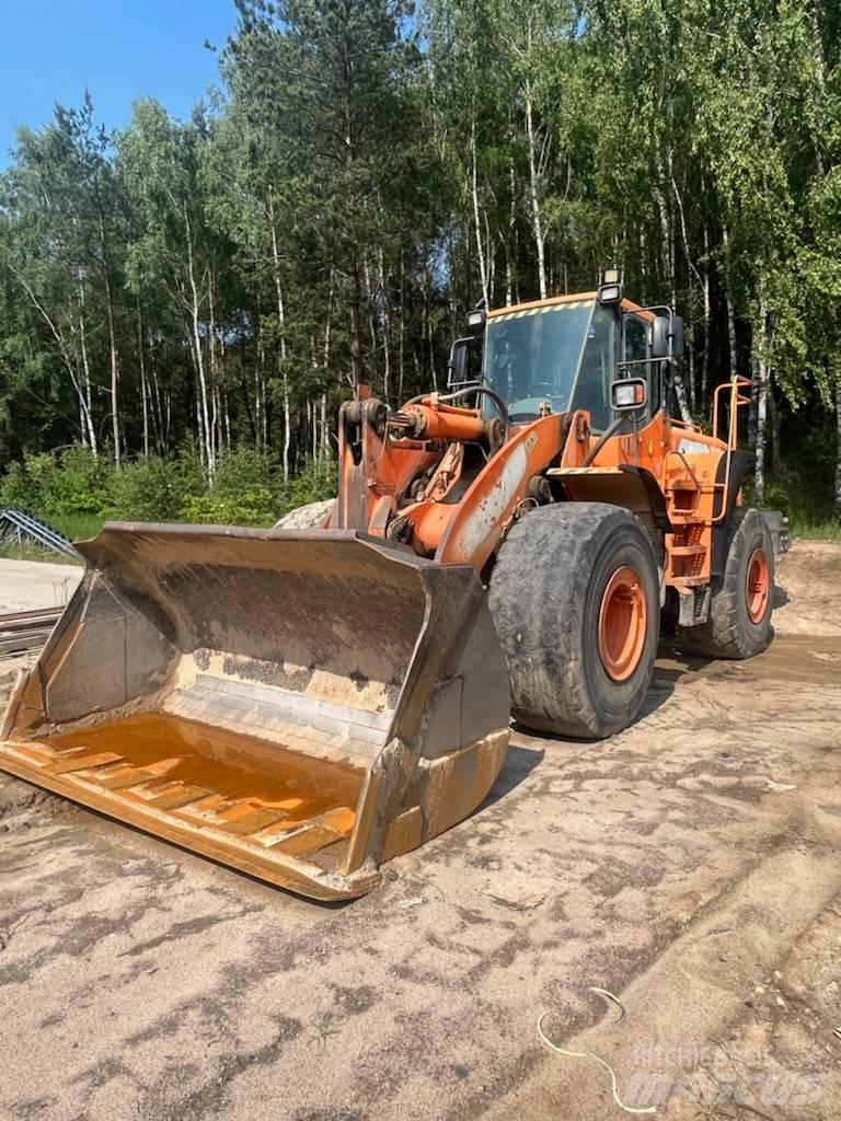 Doosan 420 لوادر بعجل