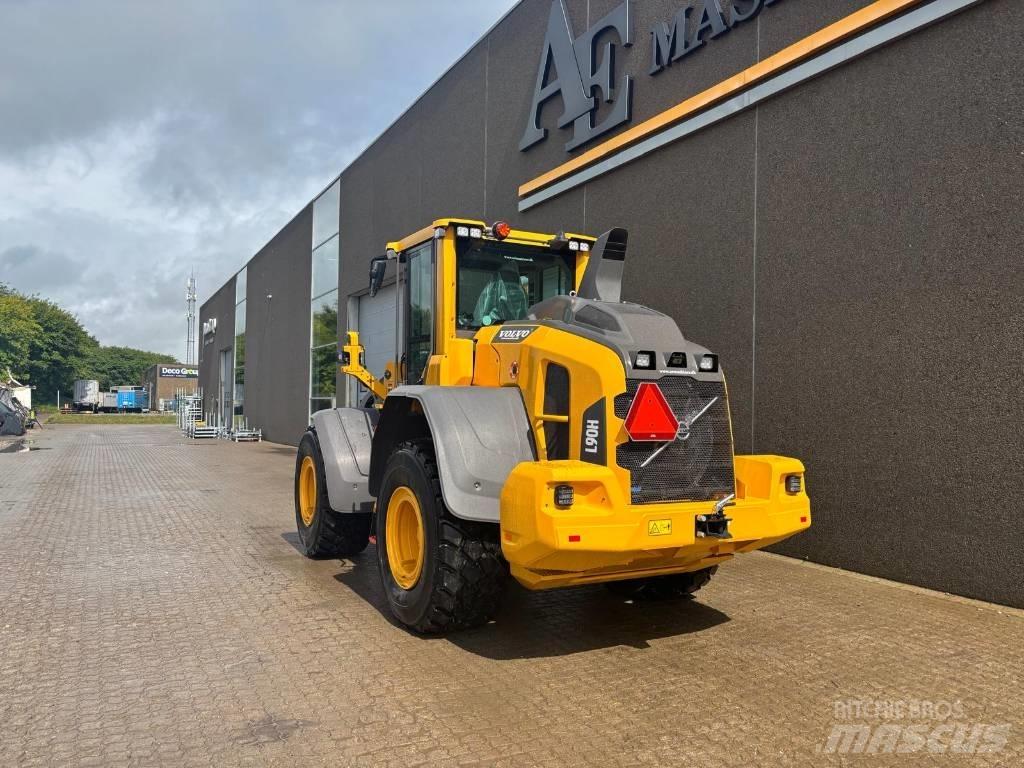 Volvo L 90 H لوادر بعجل