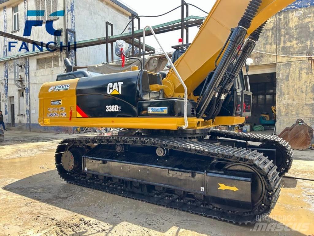 CAT 336D2 حفارات زحافة