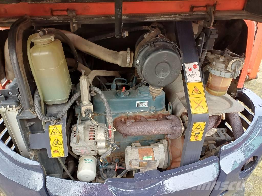 Kubota KX 41-3V حفارات صغيرة أقل من 7 طن (حفارات صغيرة)