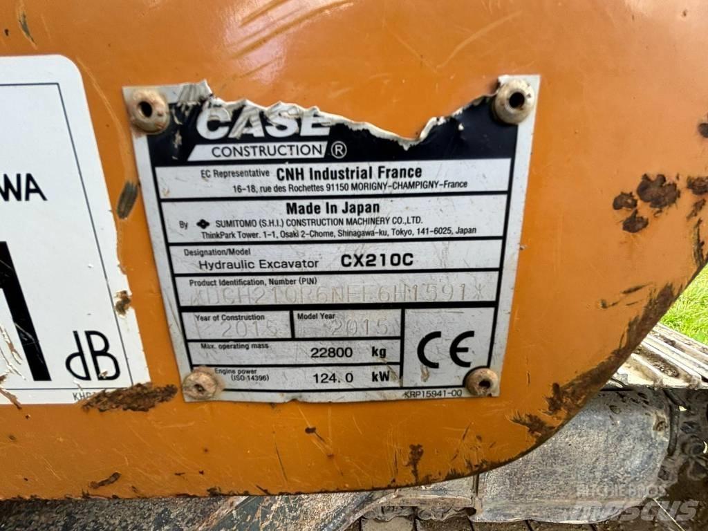 CASE CX 210 C حفارات زحافة