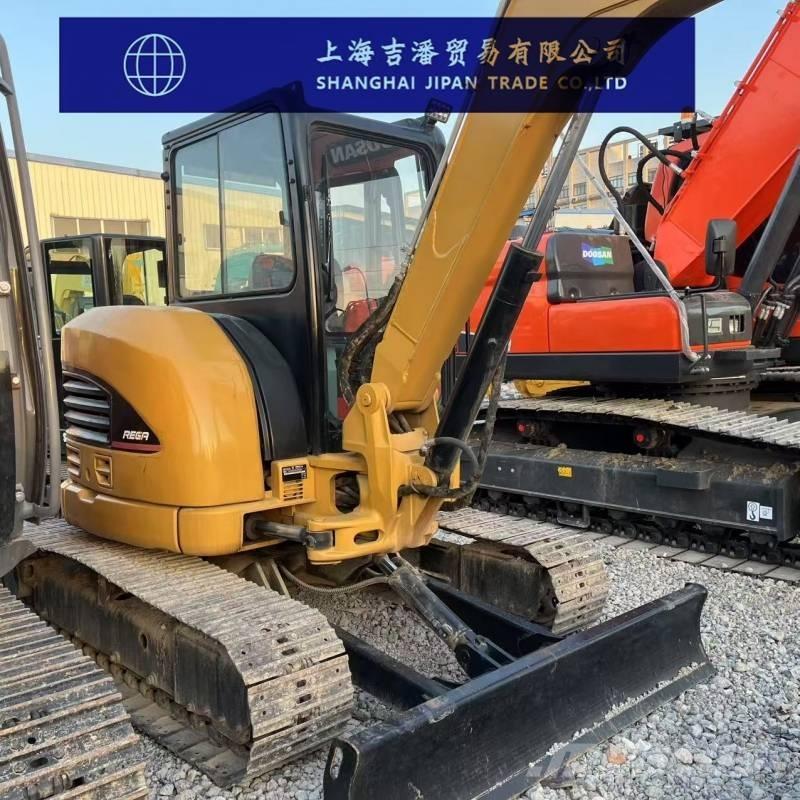 CAT 305 C CR حفارات زحافة