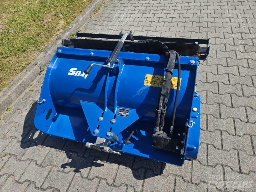 Irus Deltrak جز العشب