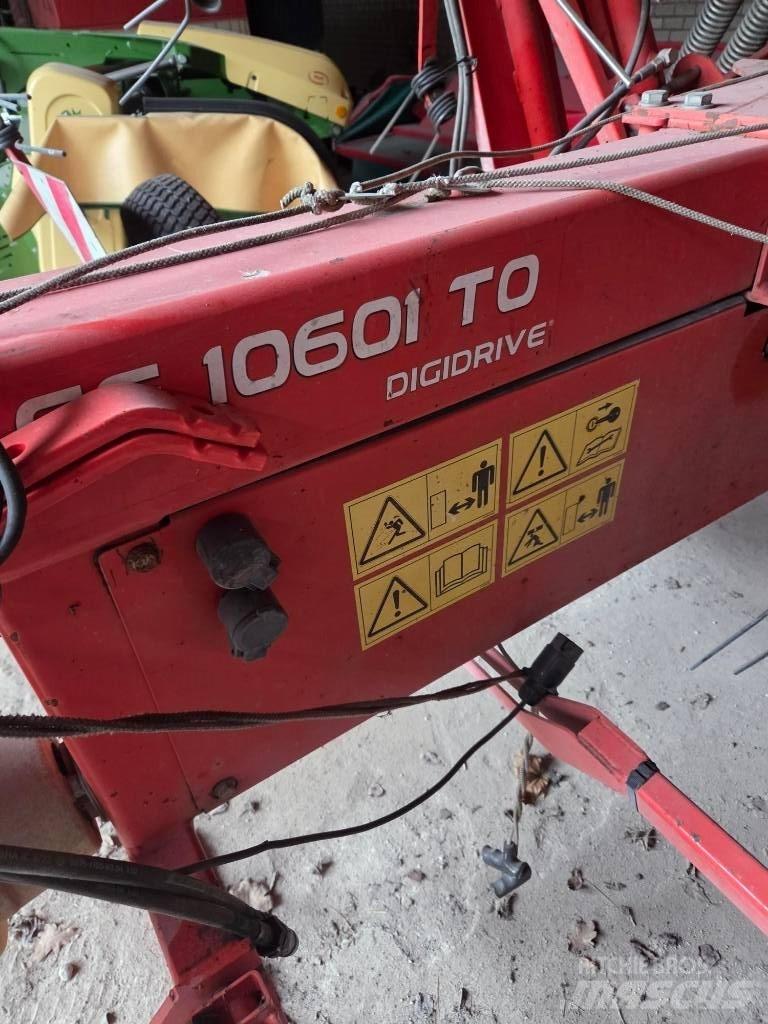 Kuhn GF 10601 T O مكابس وميبسات التبن