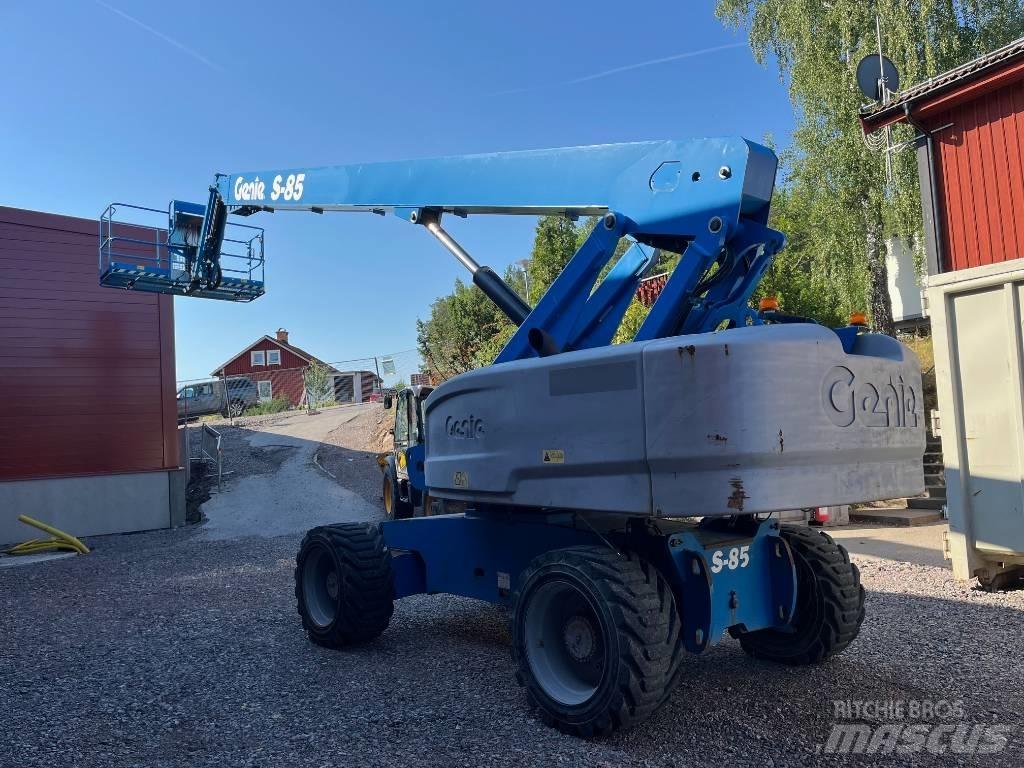 Genie S 85 رافعات سلة تلسكوبية