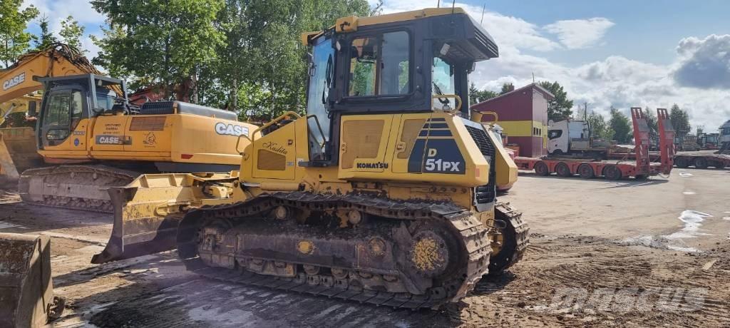 Komatsu D 51 PX-22 بلدوزرات مجنزرة