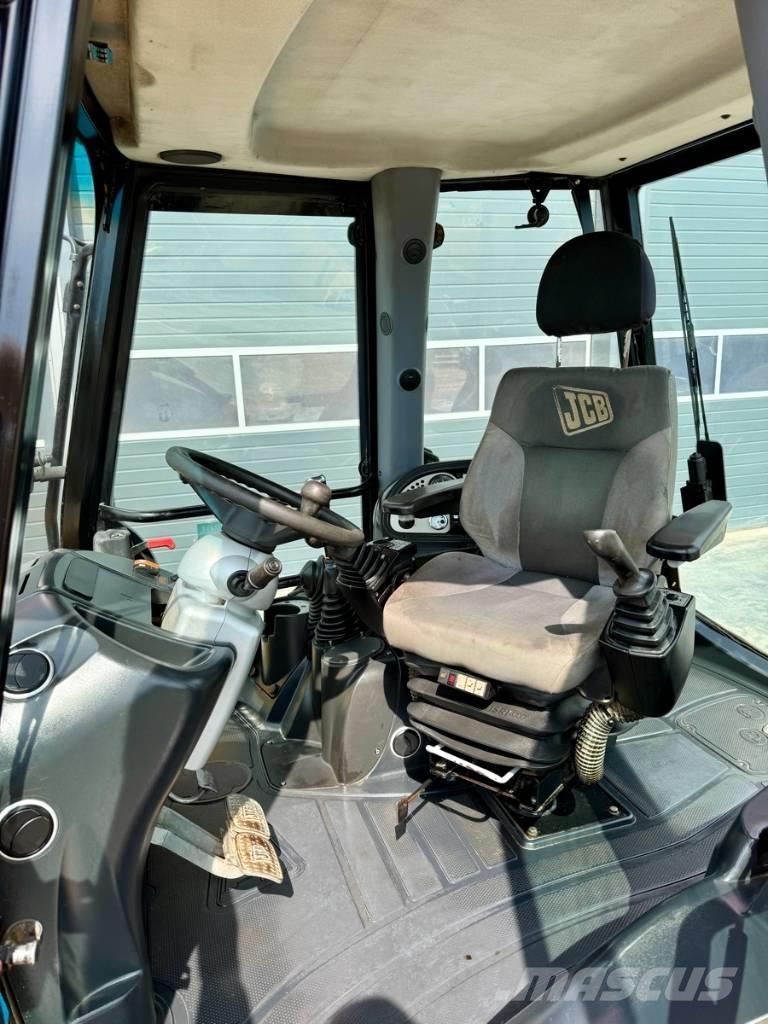 JCB 3 CX لوادر ذات جرافات عكسية