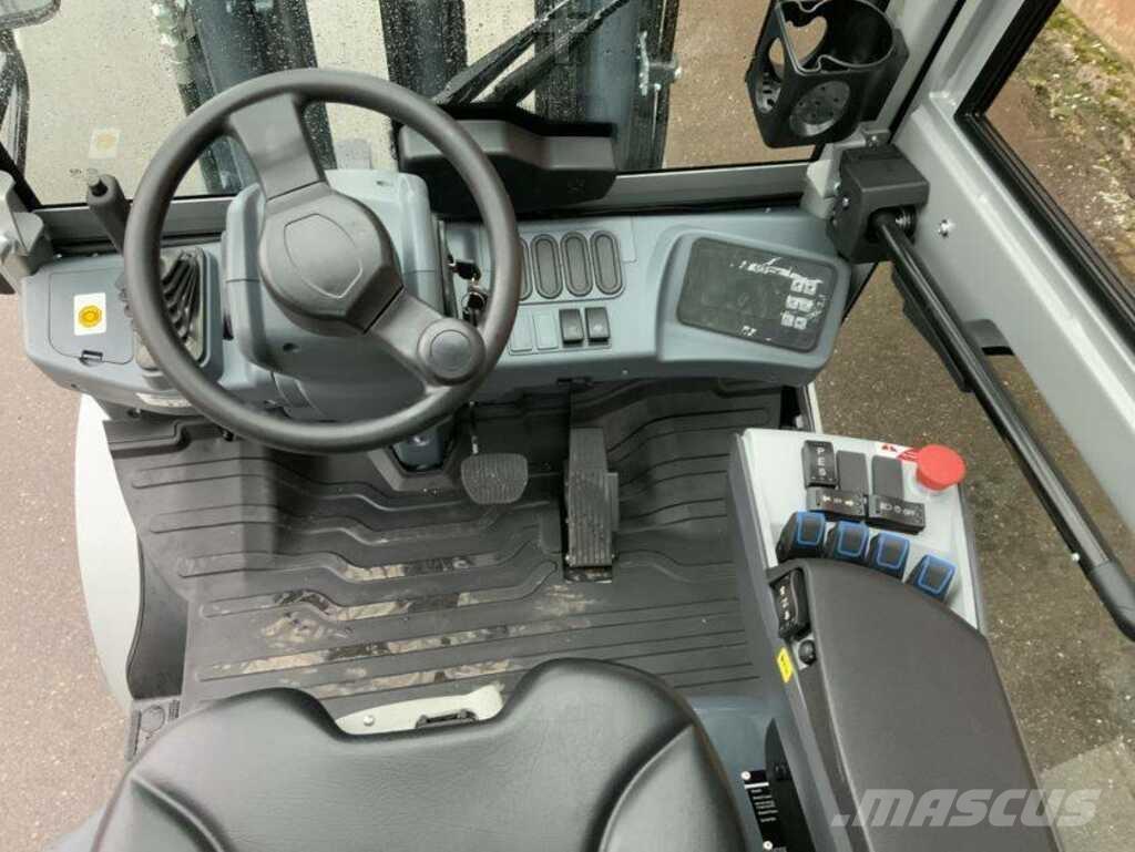 Heli CPD 35 شاحنات ذات رافعات شوكية تعمل بالكهرباء