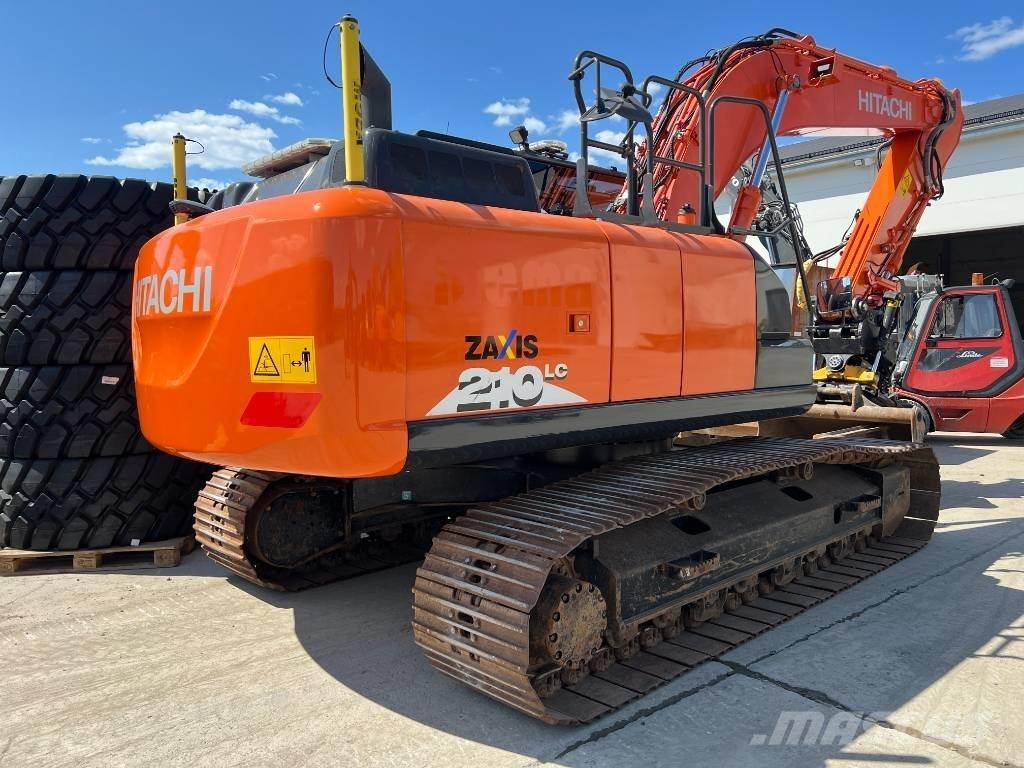 Hitachi ZX210LC-6 حفارات زحافة