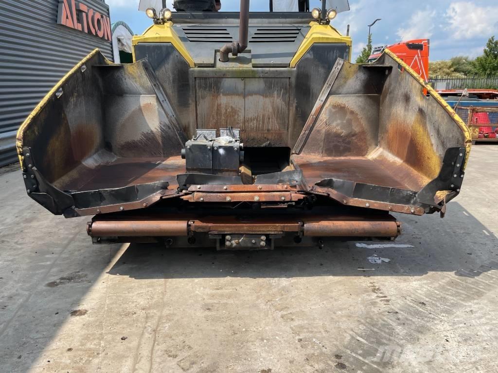 Bomag BF 700 C-2 معدات السفلتة