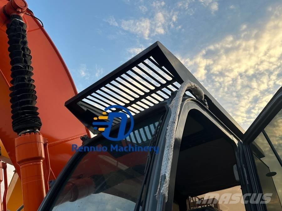 Hitachi ZX 240 حفارات زحافة