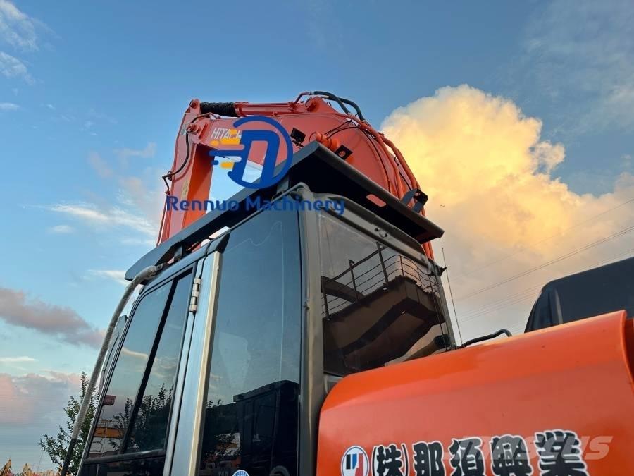 Hitachi ZX 240 حفارات زحافة