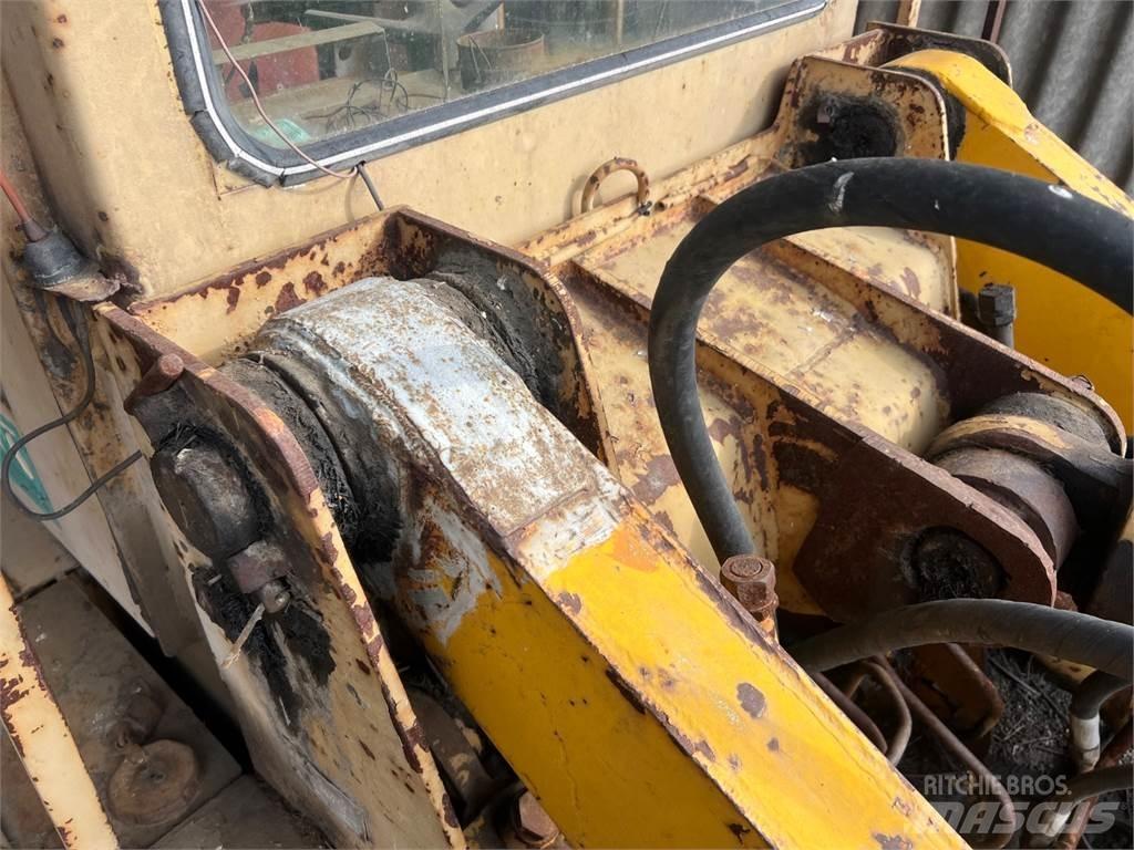 ZTS UNK 320 4X4 أخرى