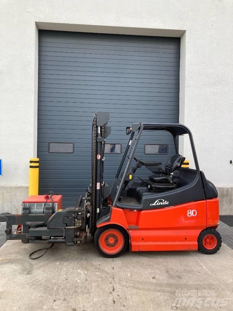 Linde E25/600/336 شاحنة الممرات الضيقة