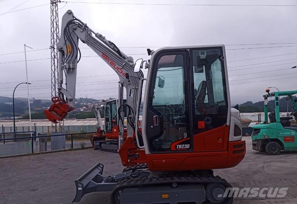 Takeuchi TB 230 حفارات صغيرة أقل من 7 طن (حفارات صغيرة)