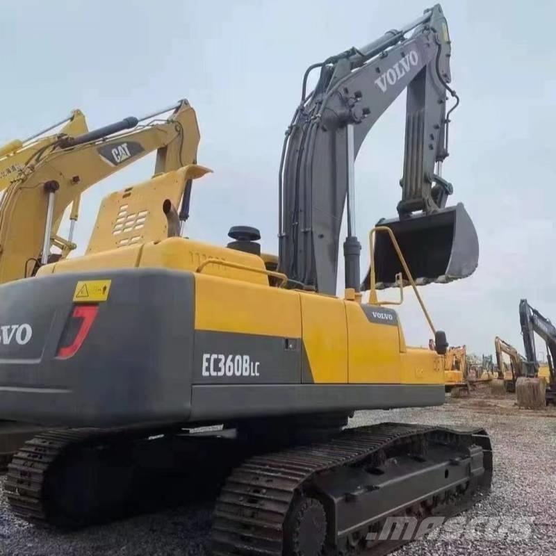 Volvo EC 360 حفارات زحافة