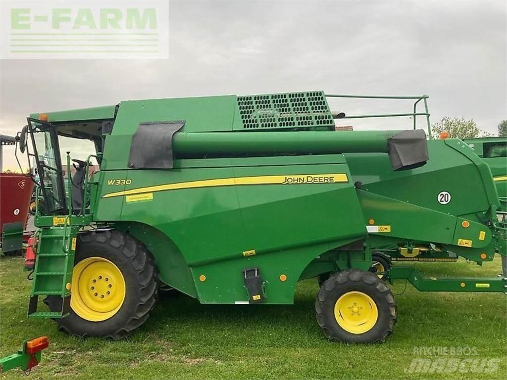 John Deere w330 حصادات