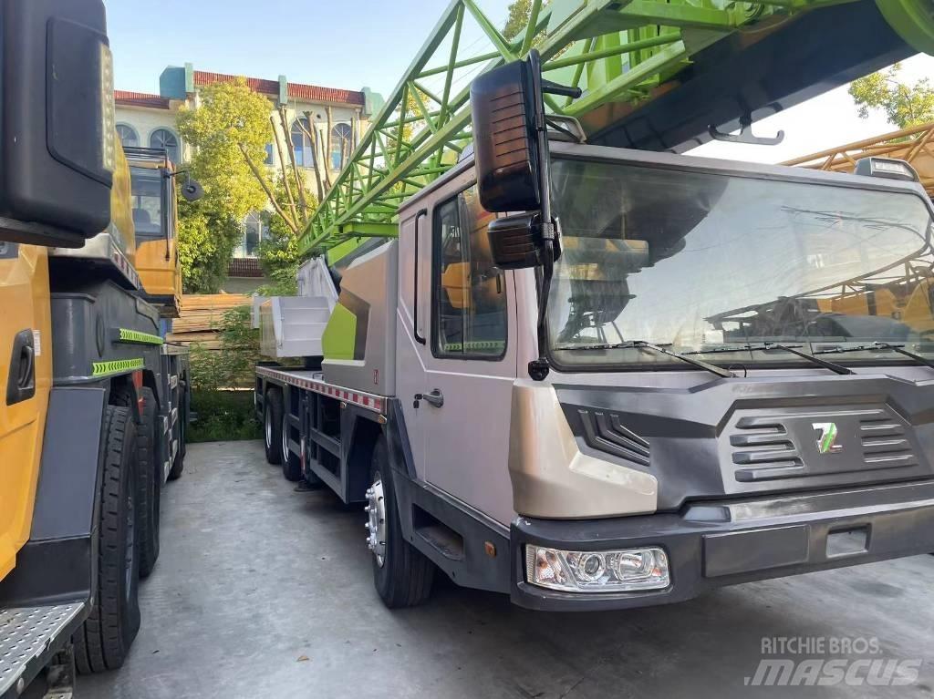 Zoomlion ZTC 251 V رافعات صالحة لكل أنواع الطرق