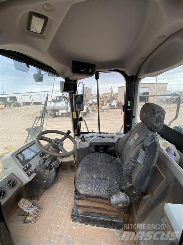CAT 950GC لوادر بعجل