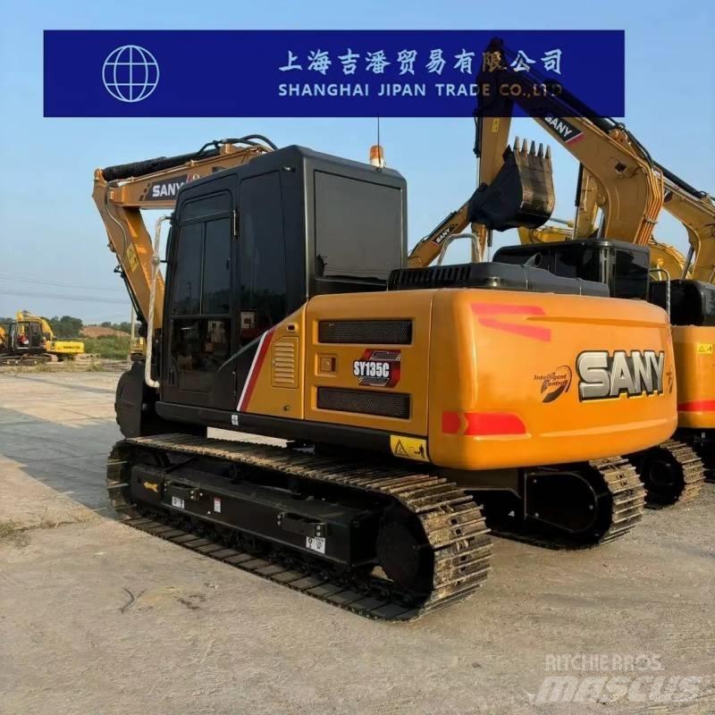 Sany SY 135 C حفارات زحافة