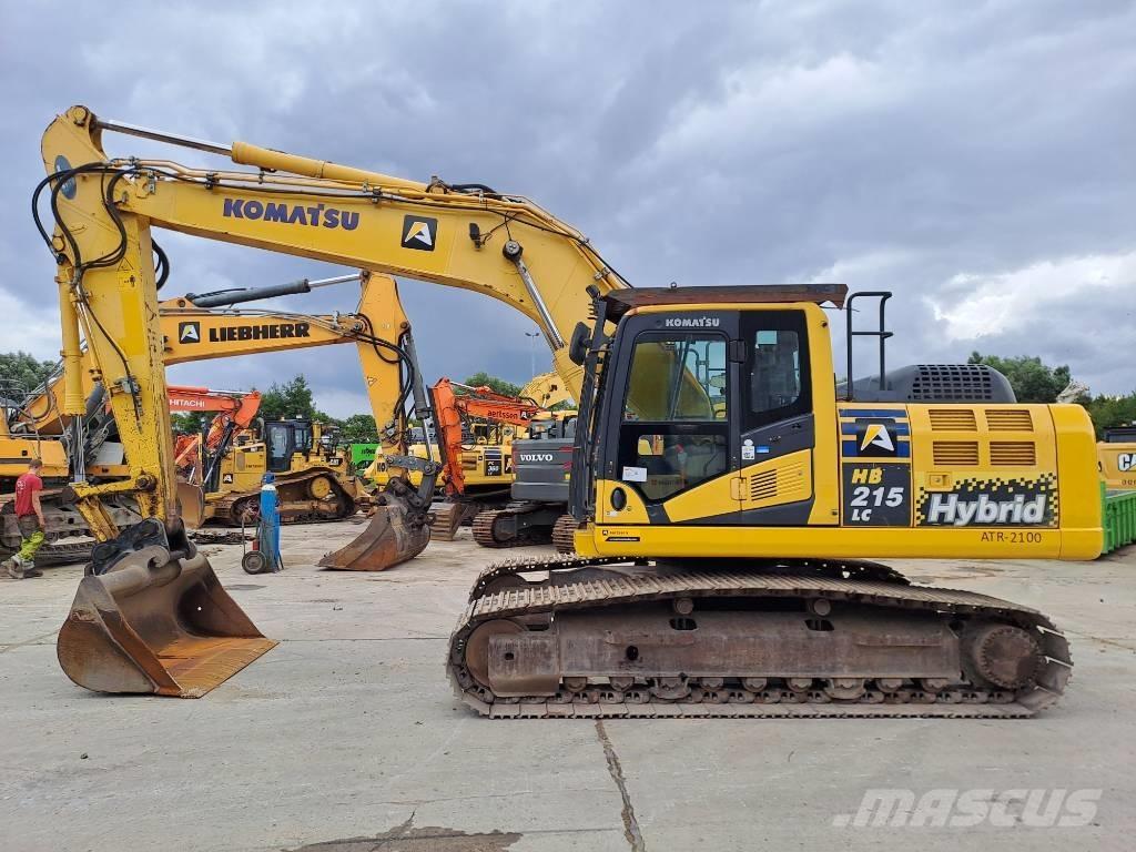 Komatsu HB215LC-2 حفارات زحافة