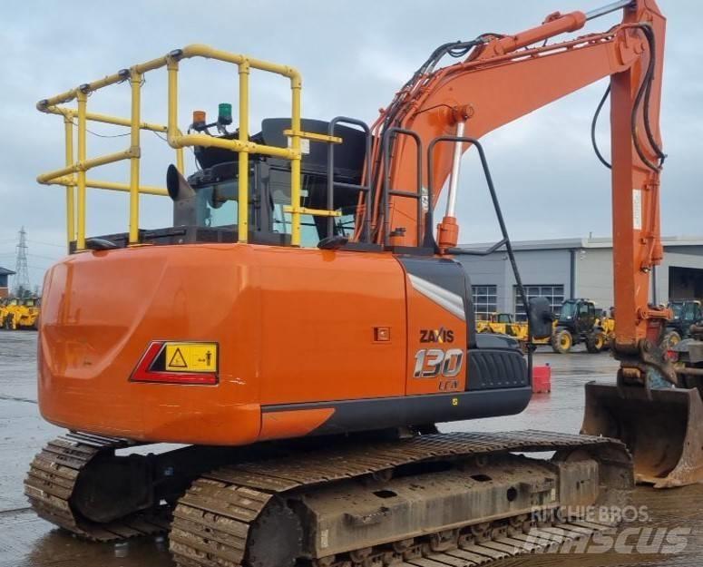 Hitachi ZX130LCN-7 حفارات زحافة