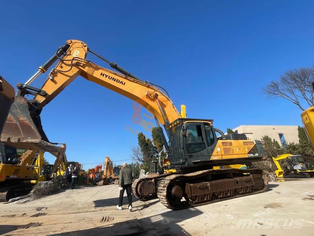 Hyundai Robex 520 VS حفارات زحافة