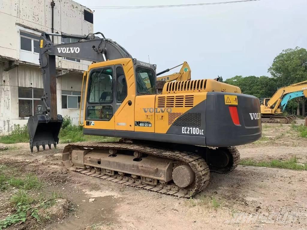Volvo EC210 حفارات زحافة