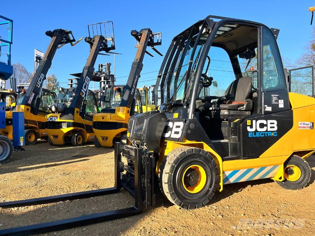 JCB 30-19 E مناولات متداخلة