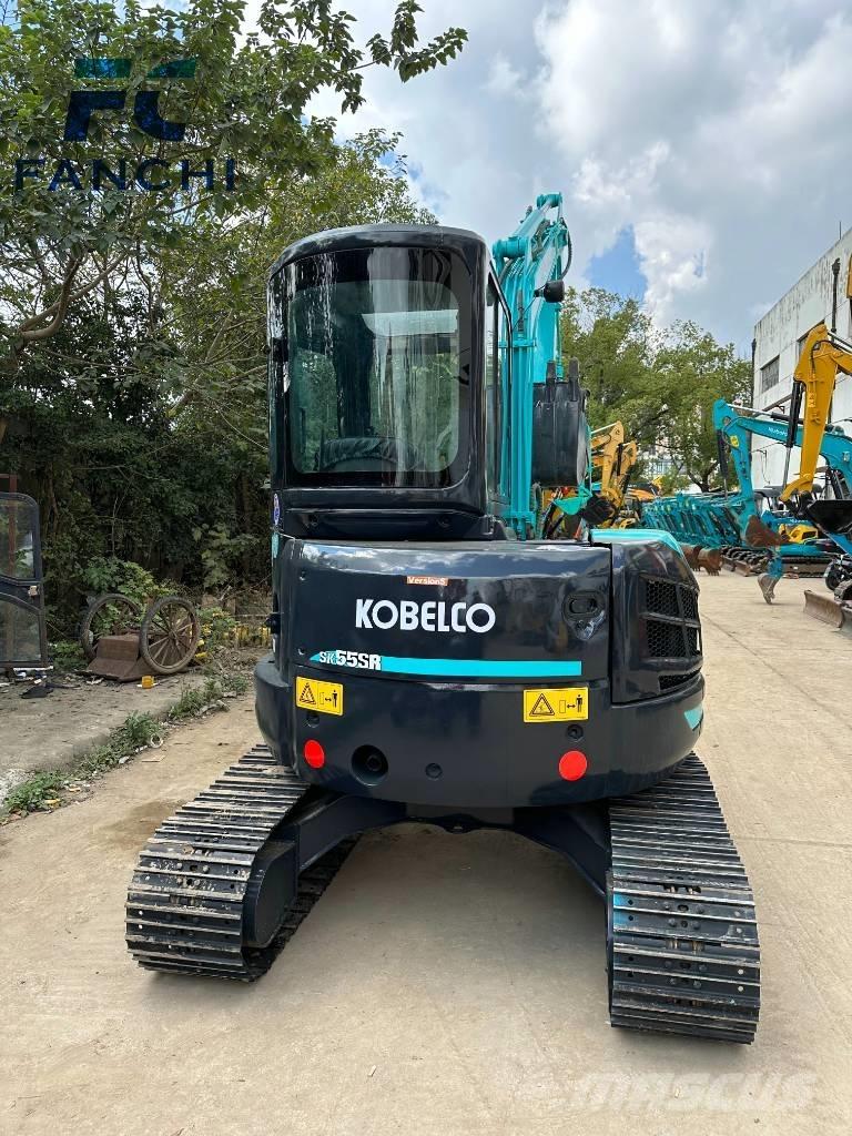 Kobelco SK 60 حفارات زحافة
