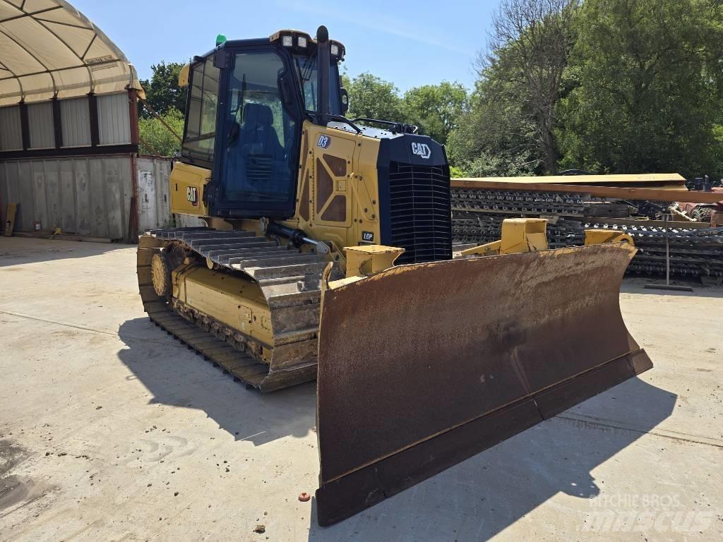 CAT D 3 LGP بلدوزرات مجنزرة