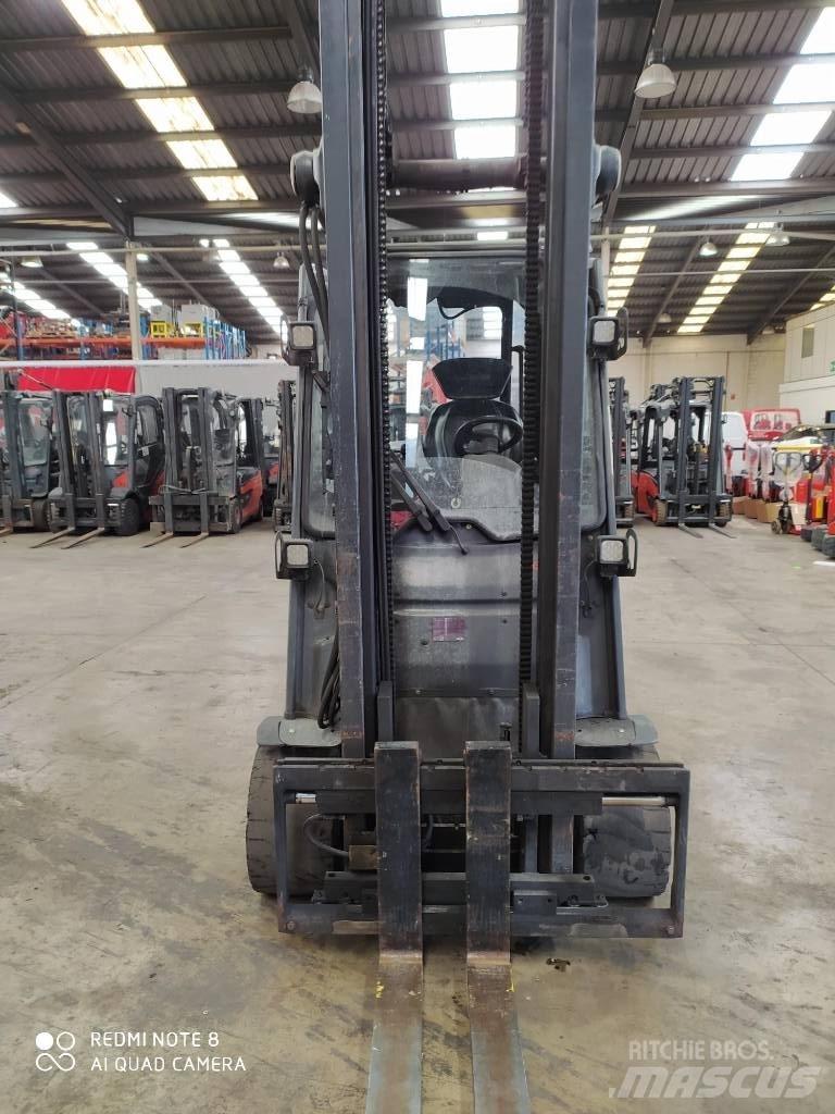 Linde E 35 HL شاحنات ذات رافعات شوكية تعمل بالكهرباء