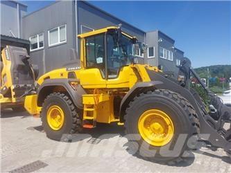 Volvo L 120 H لوادر بعجل