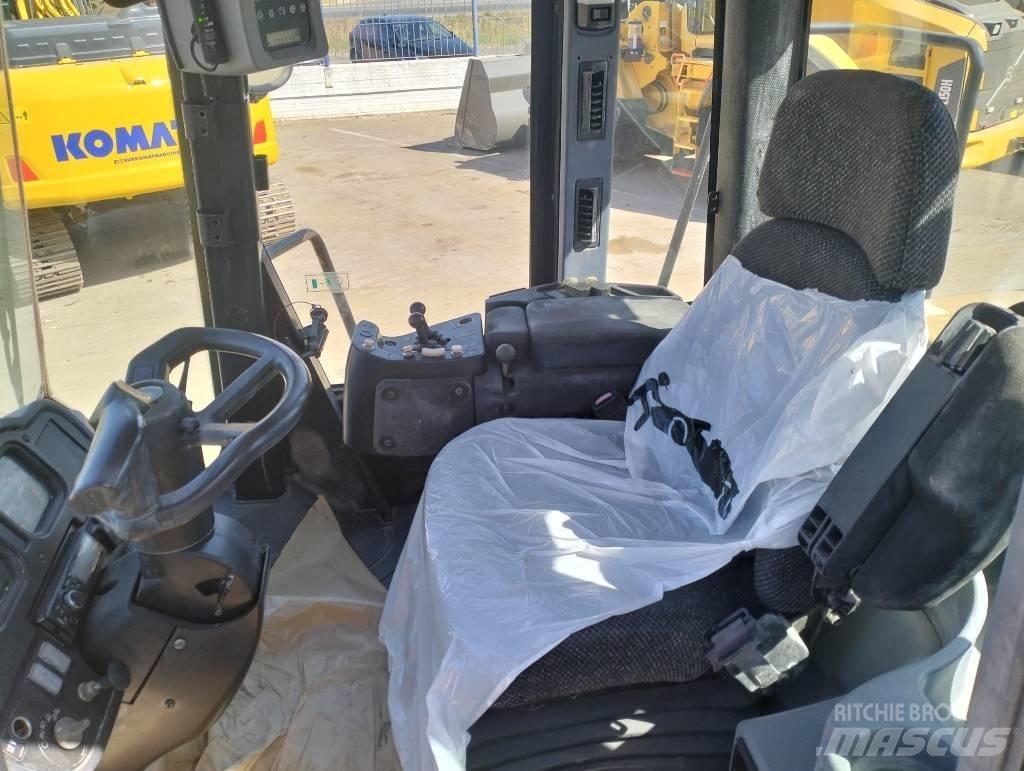 CAT 950 H لوادر بعجل