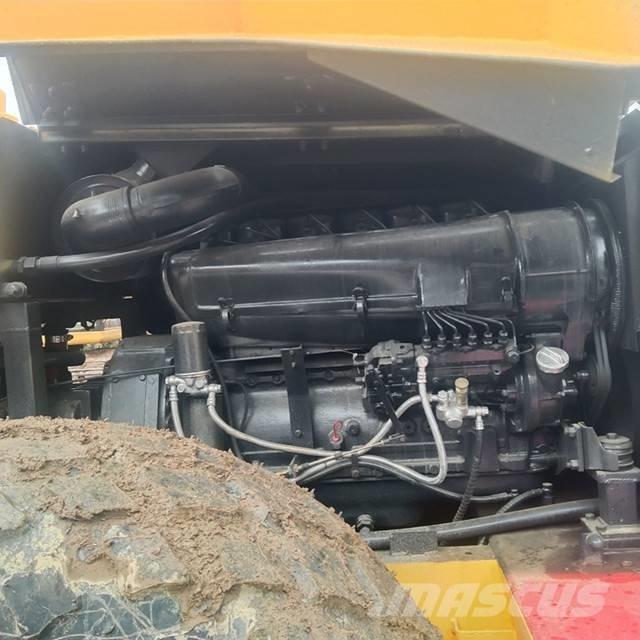 Dynapac CA 25 D مداحل أحادية الأسطوانة
