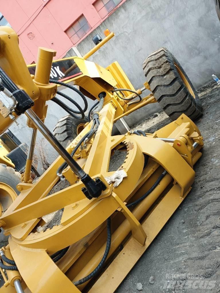 CAT 140K معدات تمهيد الطرق