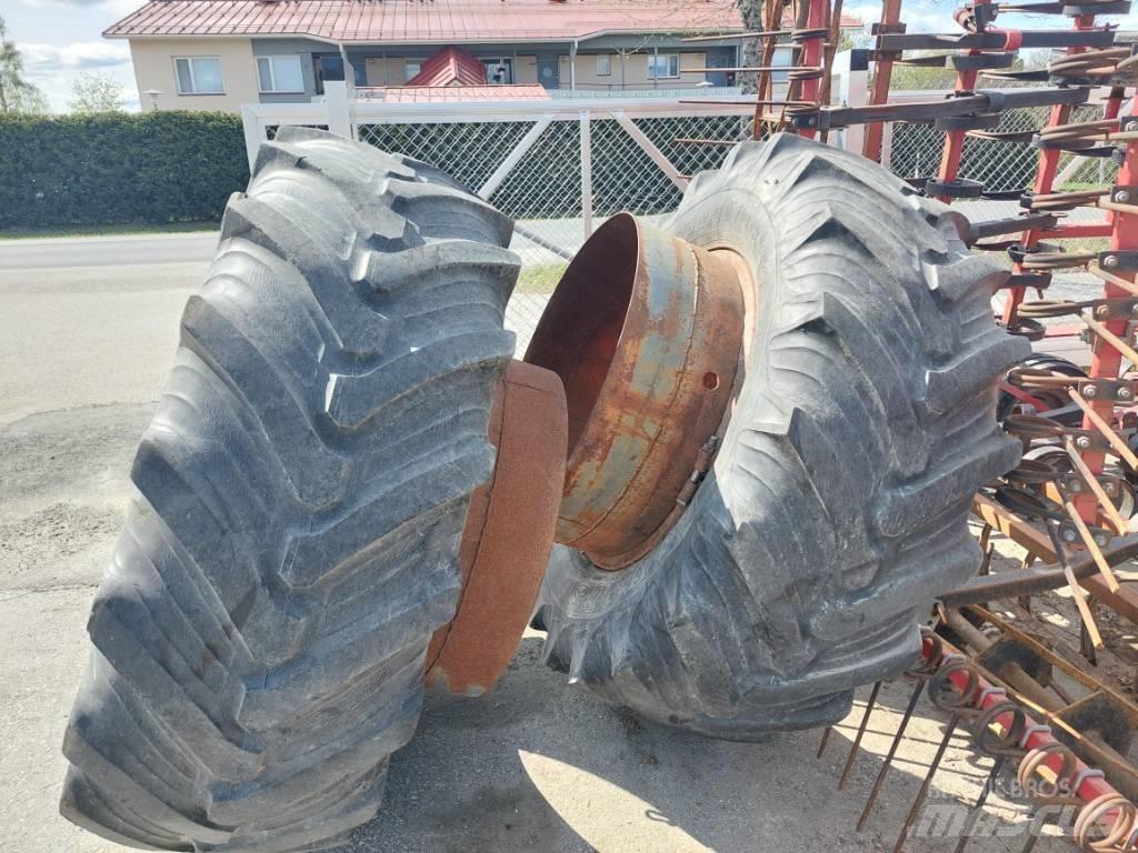 Taurus 520/70-34 الإطارات والعجلات والحافات