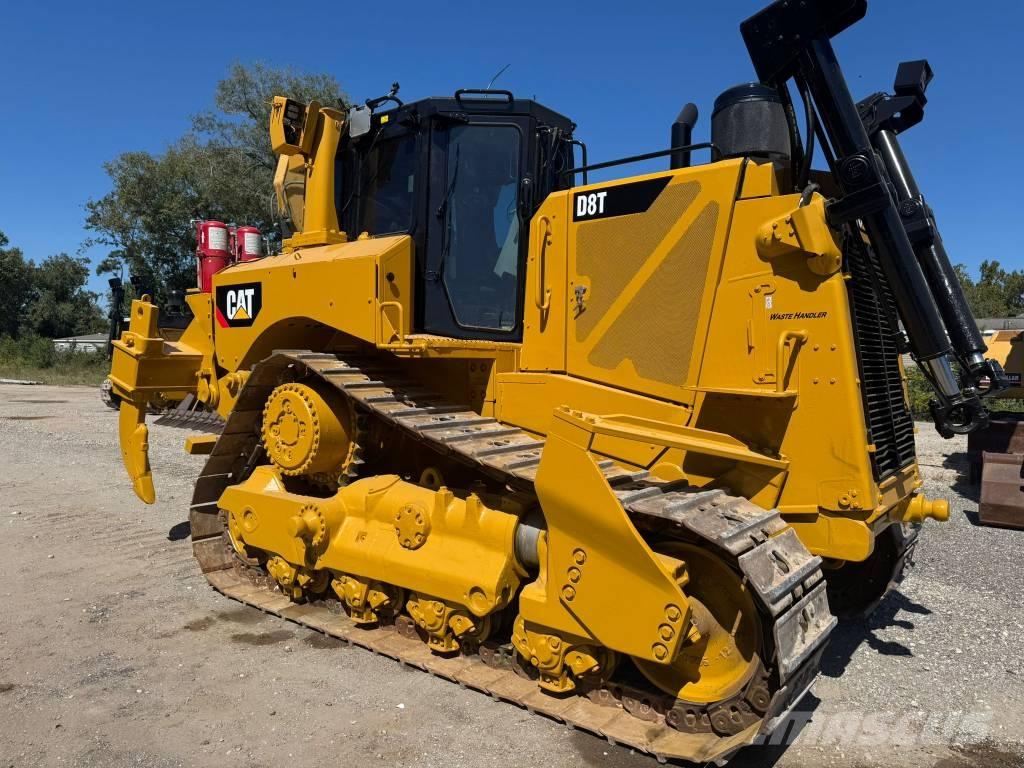 CAT D 8 T WDA بلدوزرات مجنزرة