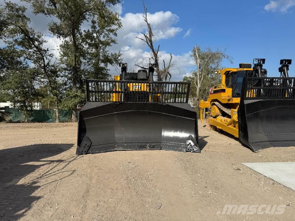 CAT D 8 T WDA بلدوزرات مجنزرة