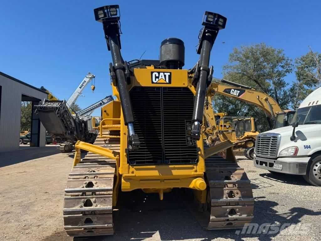 CAT D 8 T WDA بلدوزرات مجنزرة