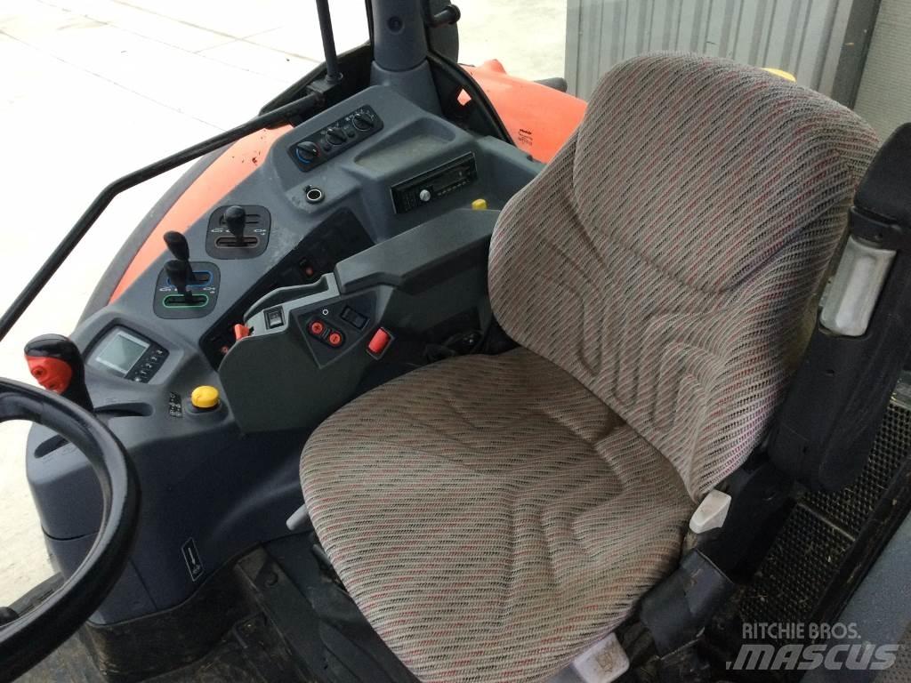 Kubota M128GX-II الجرارات
