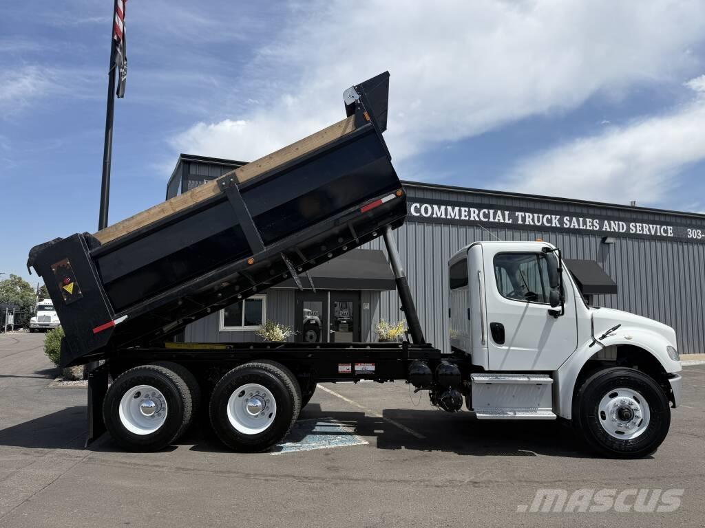 Freightliner M 106 شاحنات قلابة