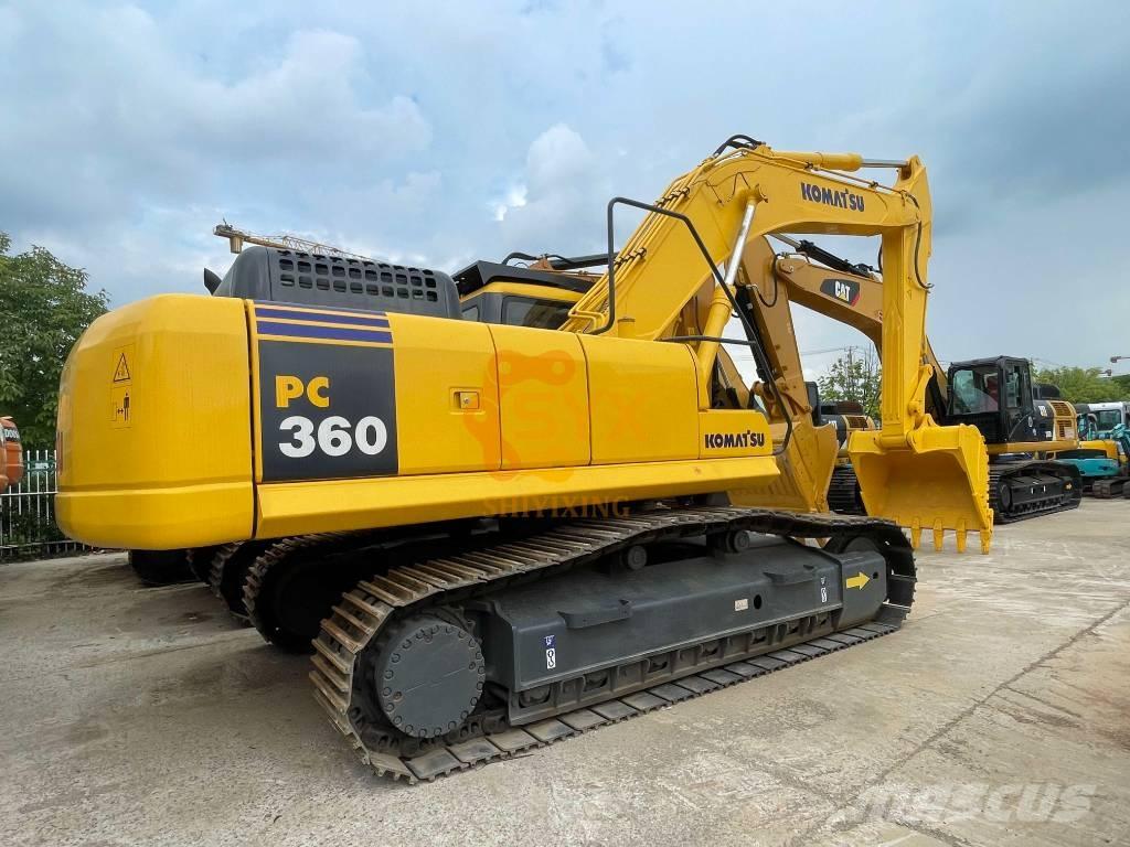 Komatsu PC 360 LC حفارات زحافة