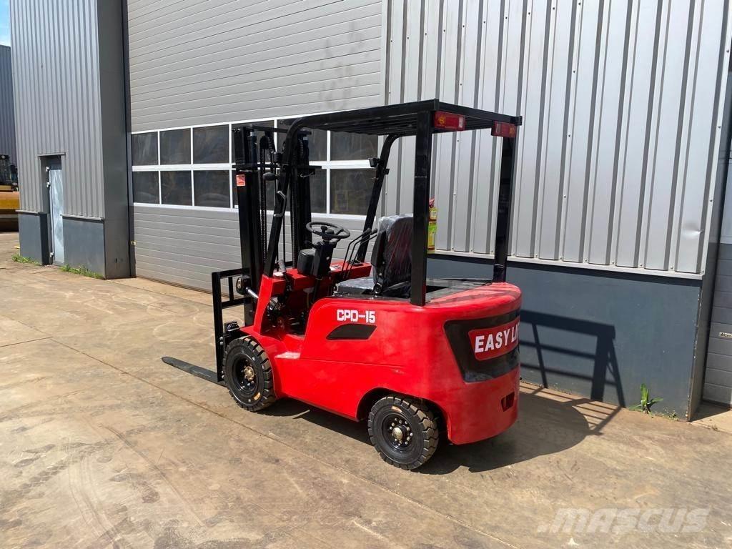 EasyLift CPD15 شاحنات ذات رافعات شوكية - أخرى