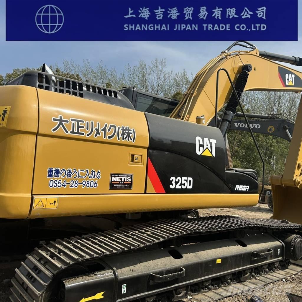 CAT 325 D حفارات زحافة
