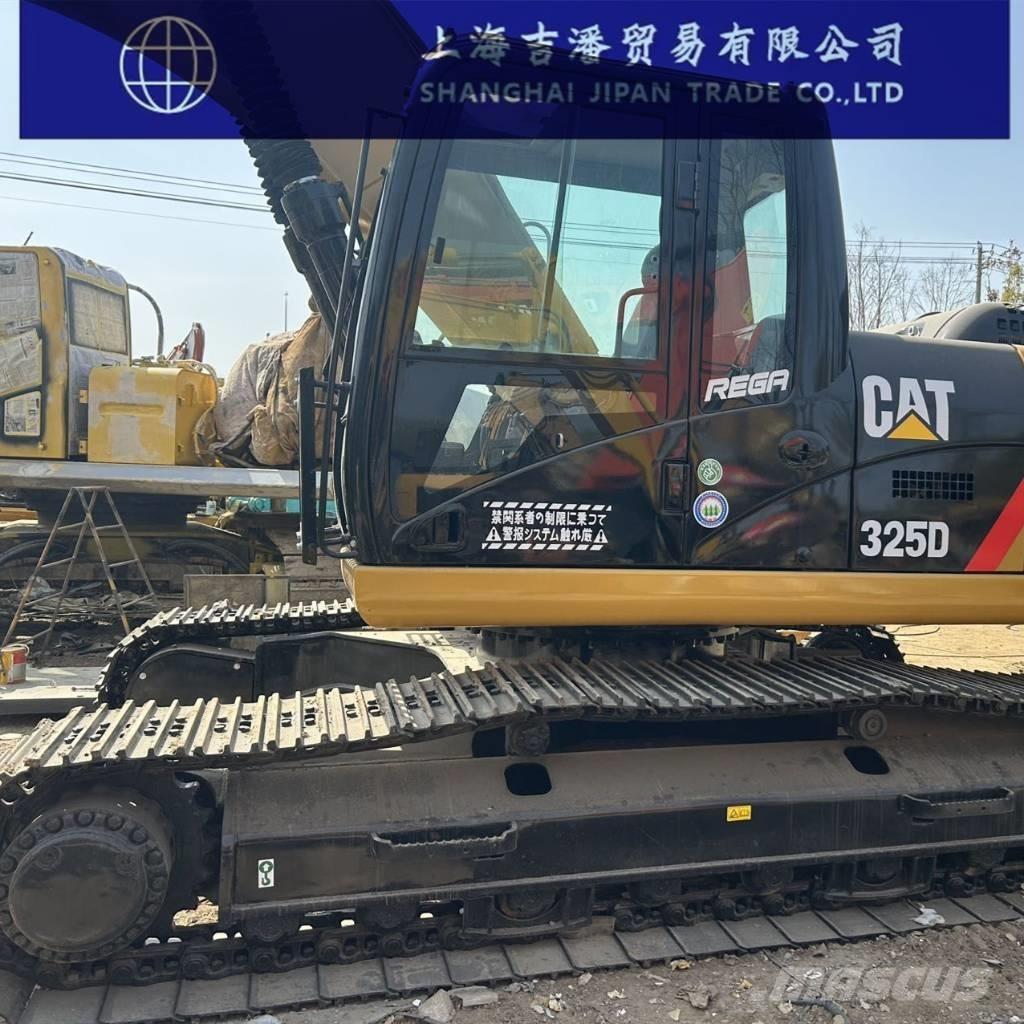 CAT 325 D حفارات زحافة