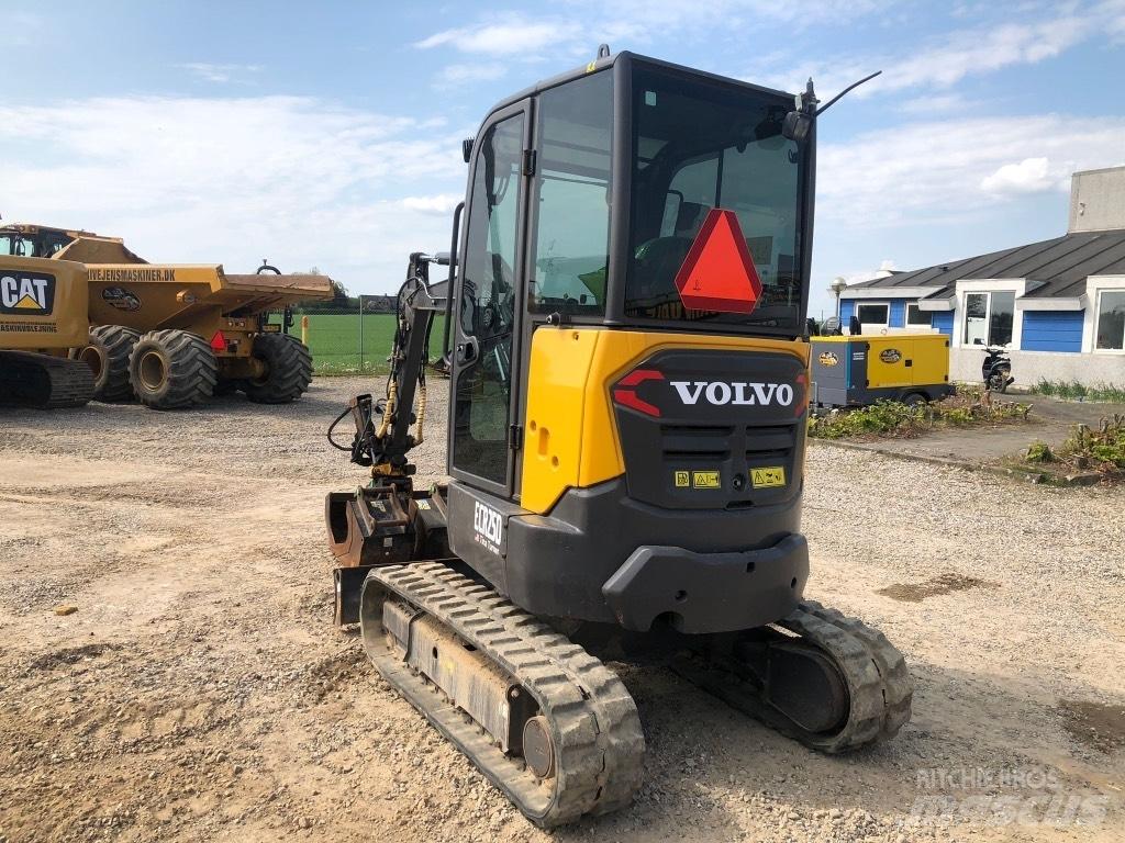 Volvo ECR 25 D حفارات صغيرة أقل من 7 طن (حفارات صغيرة)